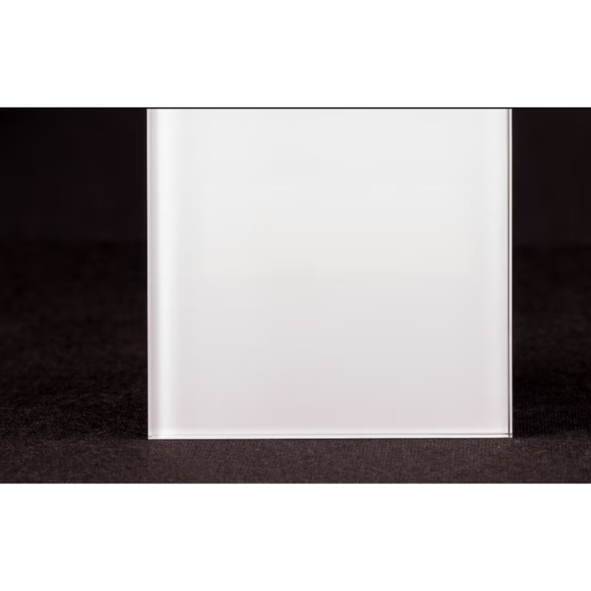 Baltas RAL9003 stiklas