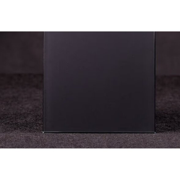 Juodas RAL9005 stiklas Juodas RAL9005 stiklas