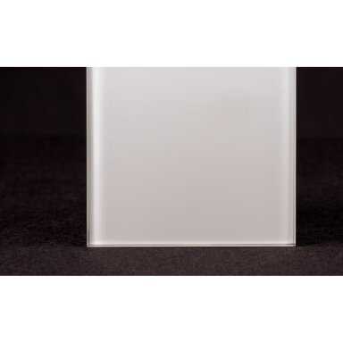 Švelniai baltas RAL9010 stiklas